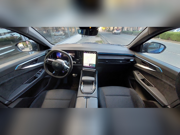 Renault Austral 200CV HYBR foto 14